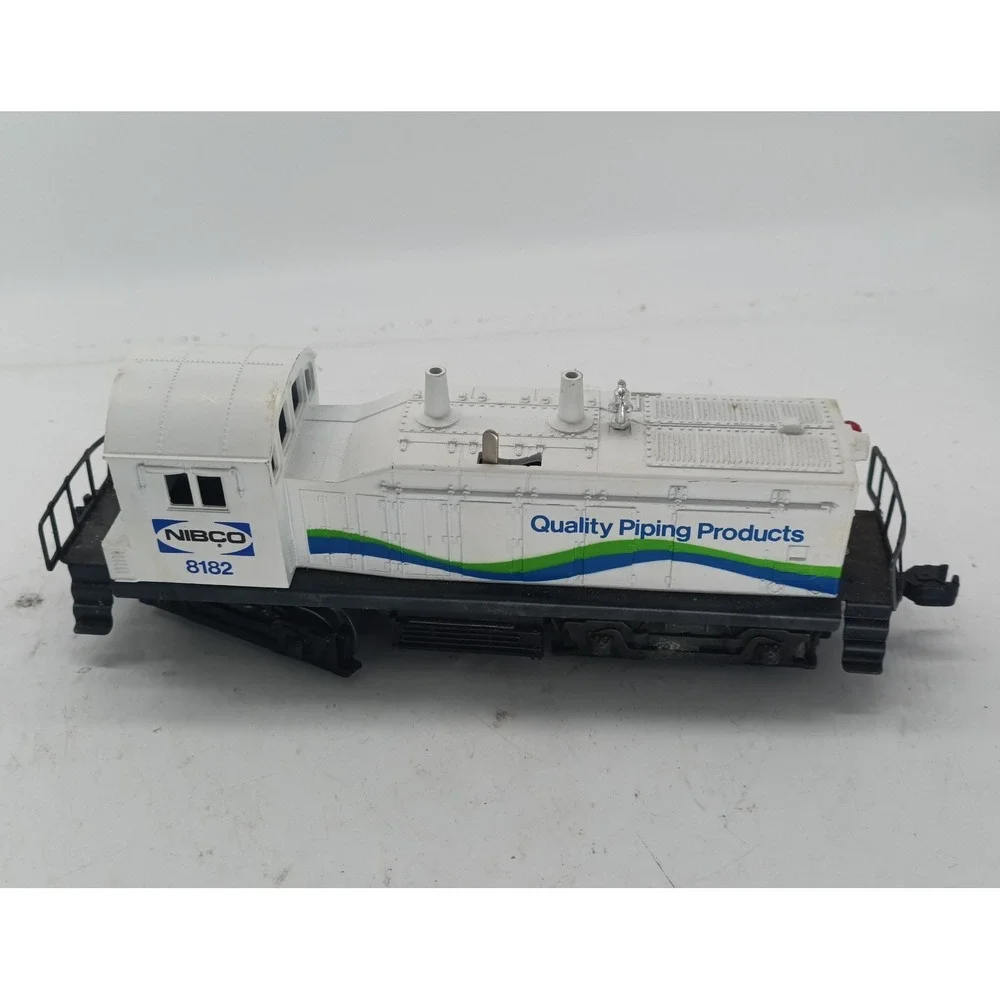 Lionel 8182 NIBCO Express NW2 Diesel Switcher O-Gauge Train Engine a2